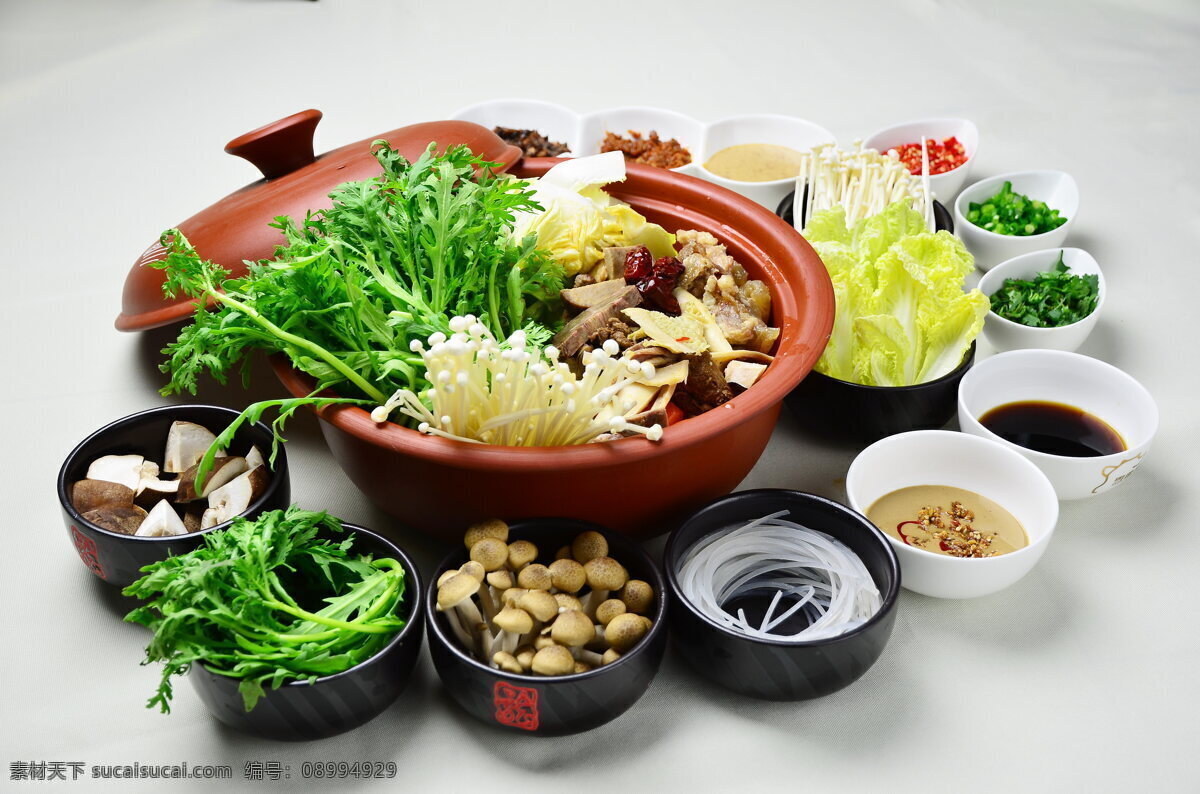 火锅 砂锅火锅 涮锅子 辣锅 麻辣 冬季美食 锅底 小火锅 豆捞 传统美食 餐饮美食