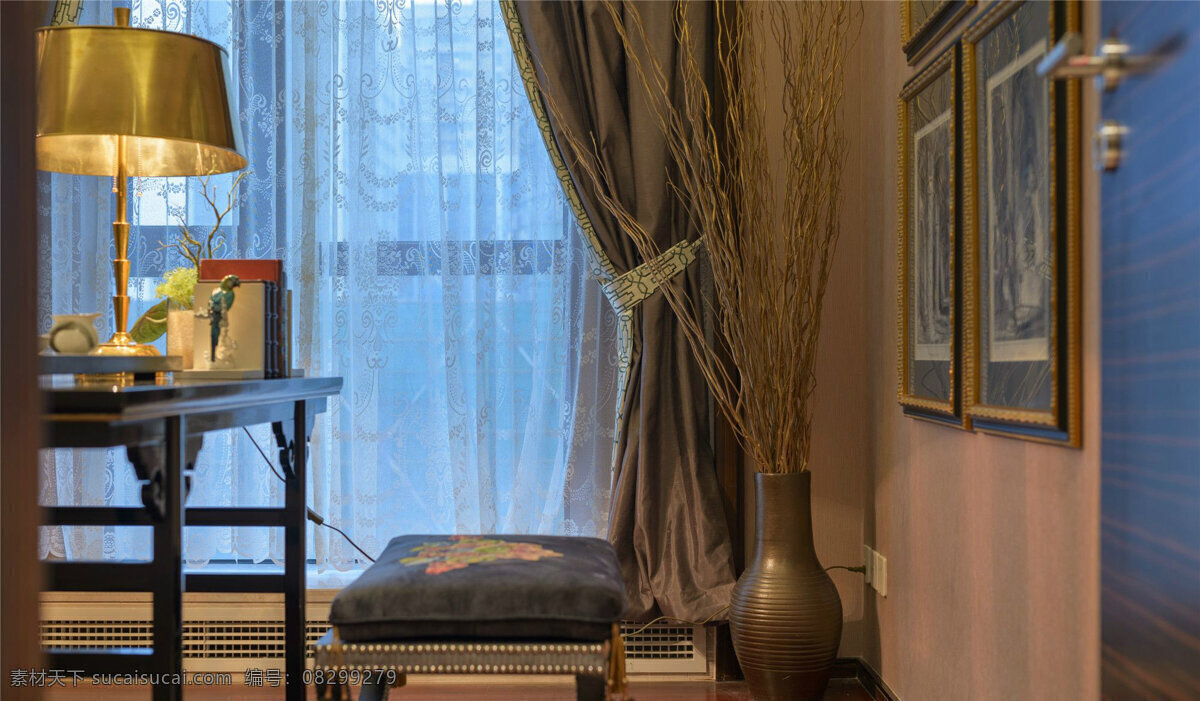 美式 客厅 壁画 装修 效果图 花色窗帘 落地窗 台灯 置物柜