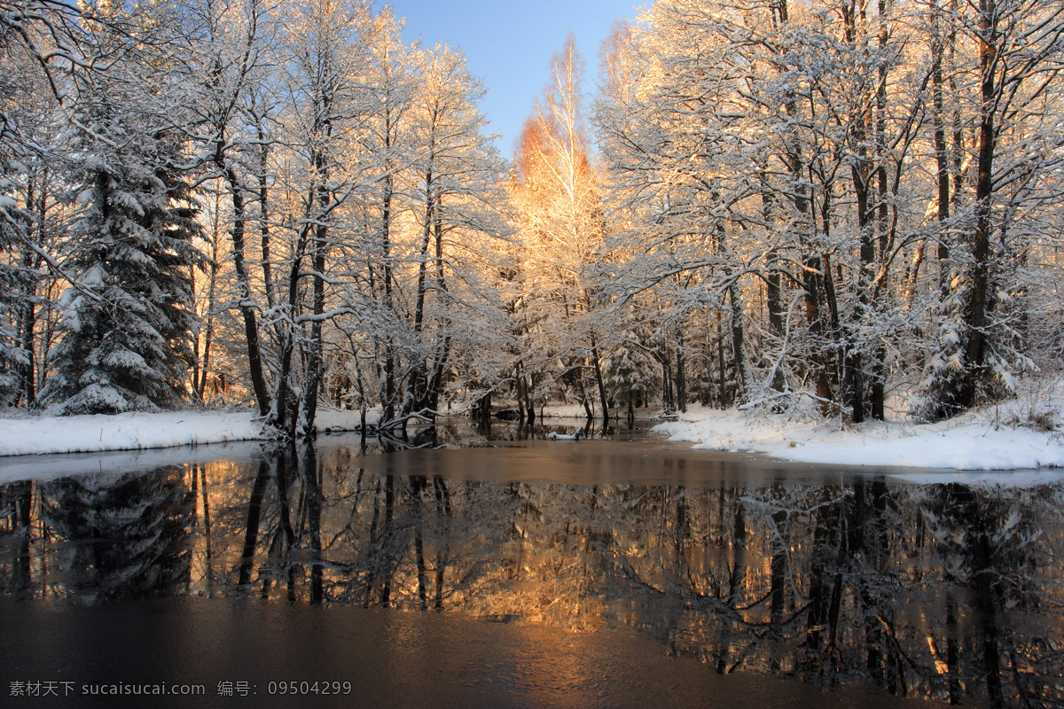 高清 风景 森林 融雪 风景图片 高清素材 河水 蓝天 雪景