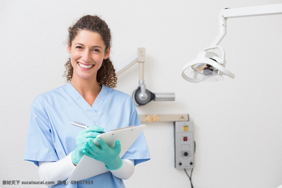 记 笔记 牙医 微笑的医生 牙科医生 笑容 保护牙齿 牙科医院 医疗护理 现代科技