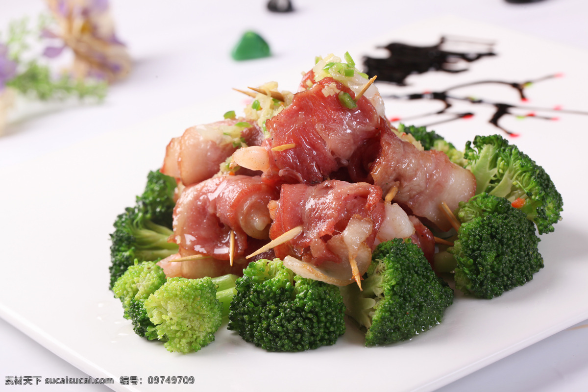 小炒培根虾仁 培根虾仁 西兰花 菜肴 菜品 美食 粤菜 小炒 虾仁 辣椒 青菜 高清菜谱用图 餐饮美食 传统美食