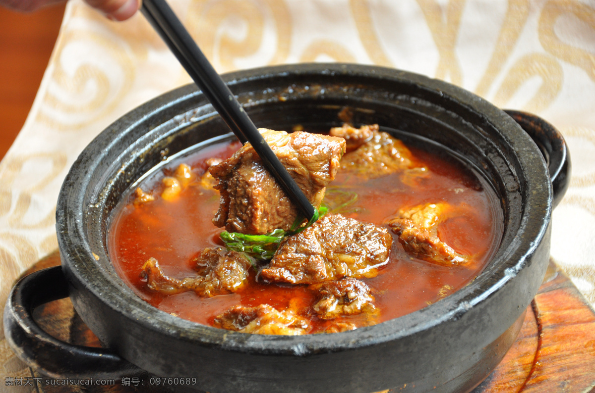 石锅牛排 石锅牛仔骨 牛仔骨 牛排 牛股 高清菜谱用图 餐饮美食 传统美食