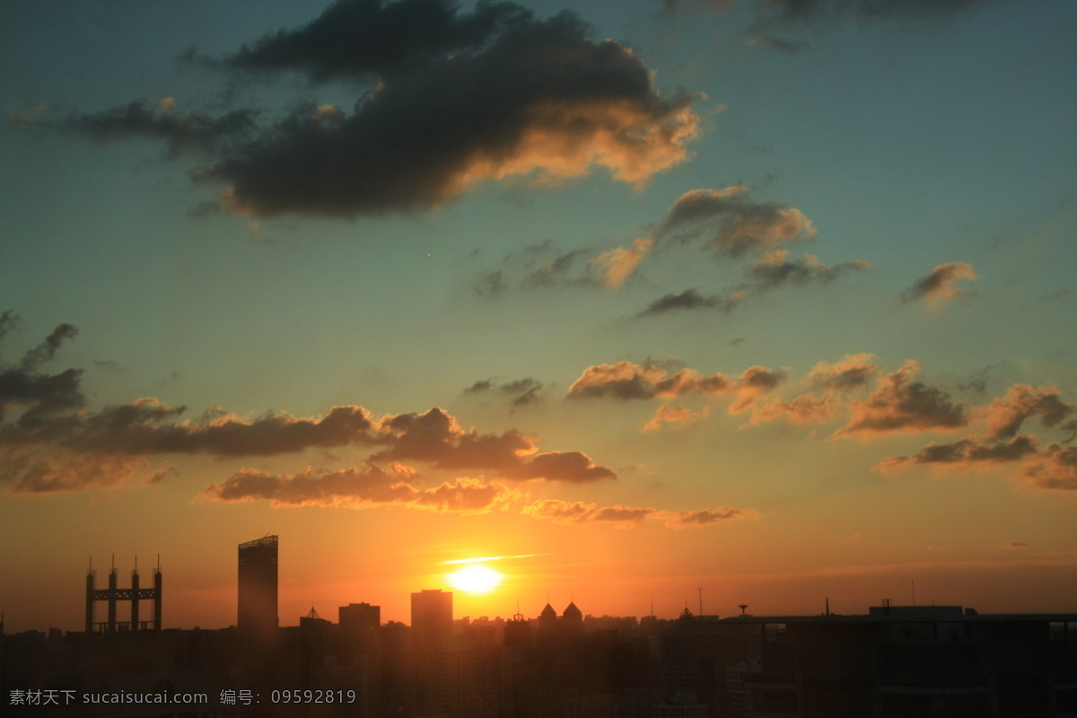 落日 剪影 建筑 太阳 自然风景 自然景观 下山 psd源文件