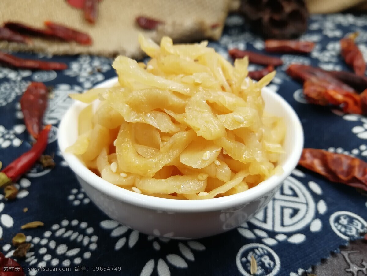 微辣榨菜 一盘榨菜 下饭菜 微辣 辣 乌江榨菜 涪陵榨菜 餐饮美食 传统美食