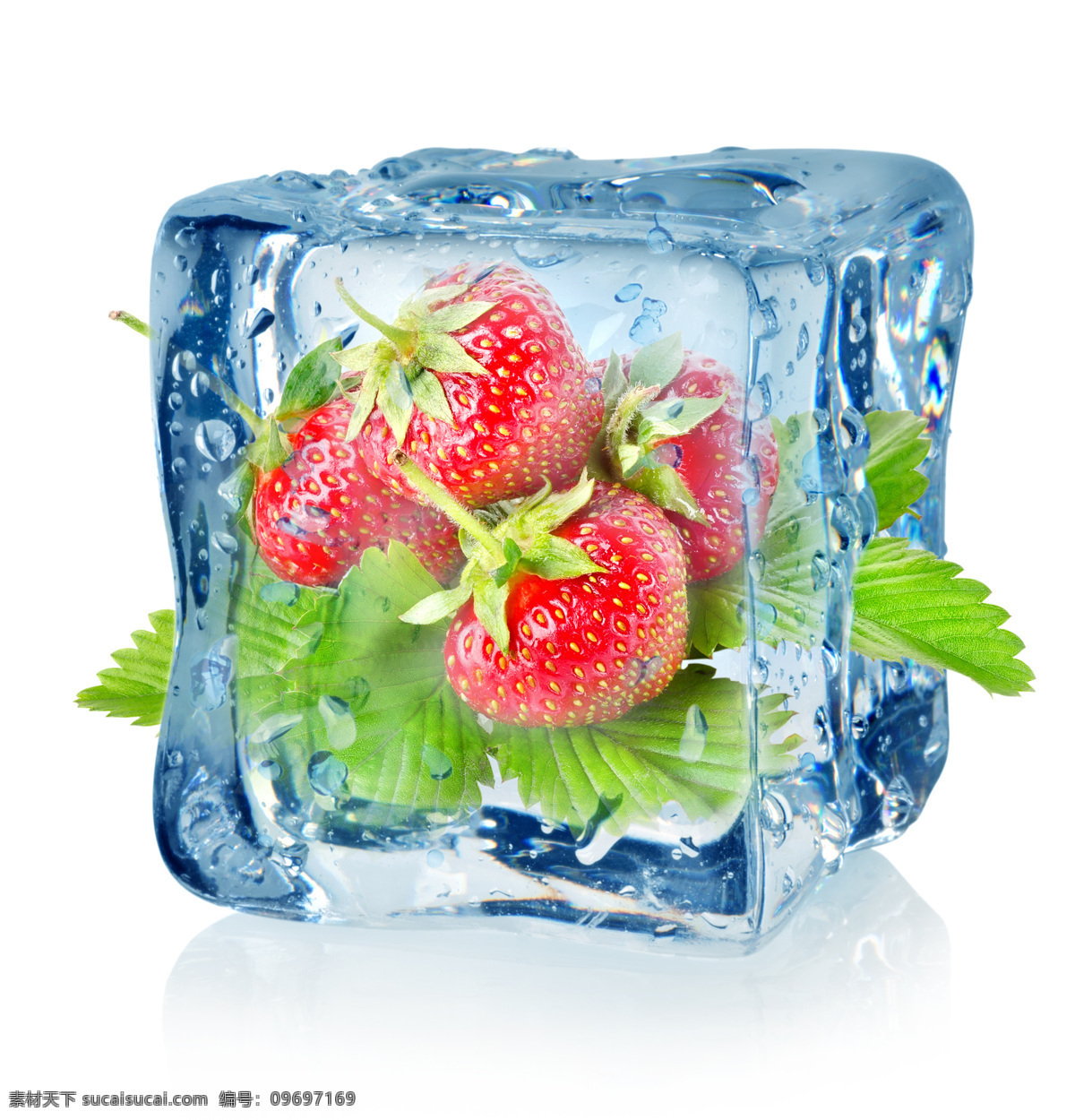冰块 草莓 绿叶 生物世界 水滴 水果 水珠 冰 中 设计素材 模板下载 冰中草莓 结冰 新鲜水果
