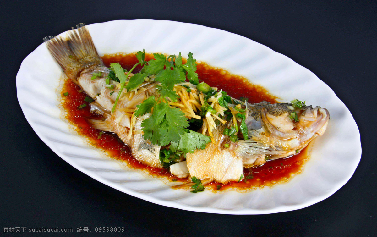 清蒸鱼 清蒸石斑鱼 清蒸东星斑 海鱼 生鲜 美食 美味 传统美食 餐饮美食
