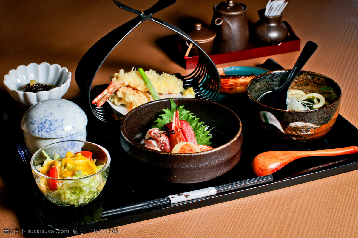日本料理 日本 料理 定食 色彩斑斓 寿司 天赋罗 色拉 乌东面 西餐美食 餐饮美食