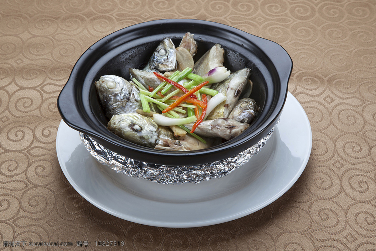 杂鱼煲 海鲜煲 鱼煲 煲仔 鱼 餐饮美食 传统美食