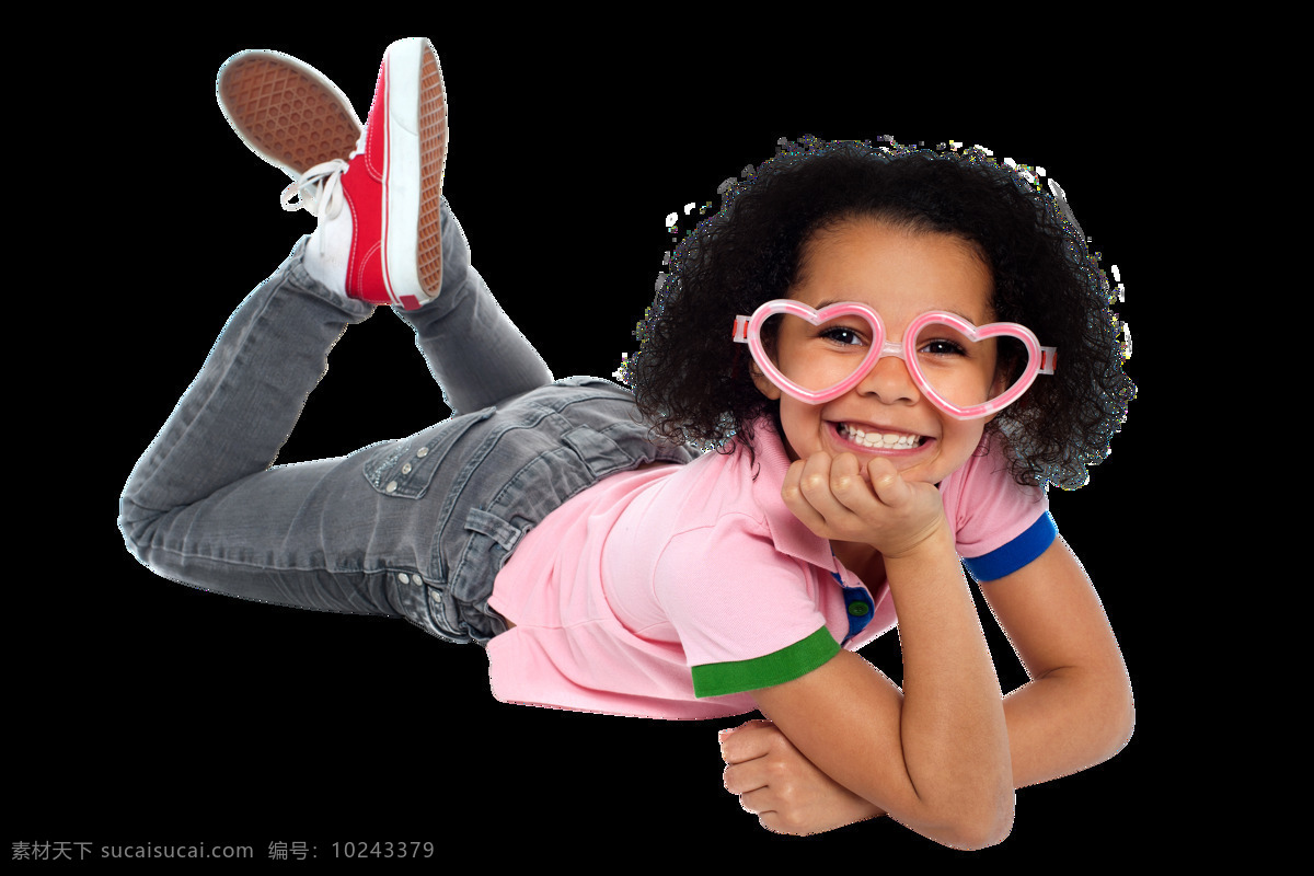 戴 心形 眼镜 女孩 戴眼镜 趴着 儿童 外国人物 生活人物 人物图片