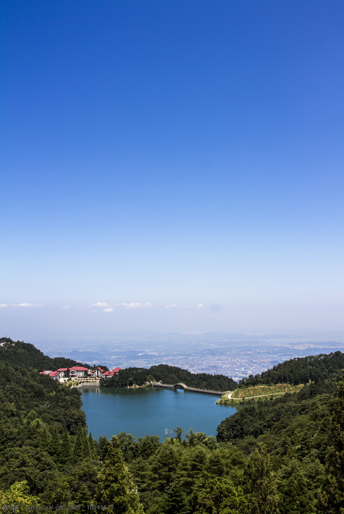 庐山一景 庐山 湖水 蓝天 鸟瞰 山 水 景区 自然风景 自然景观