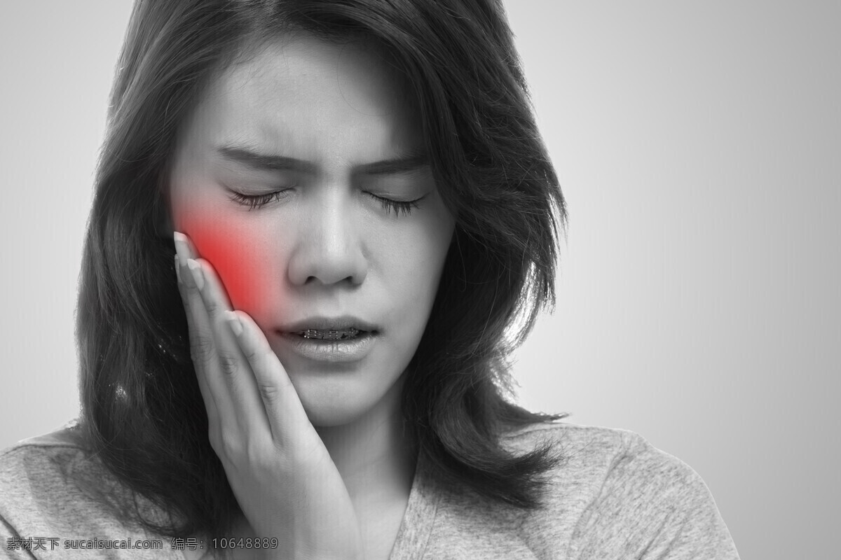 牙疼 牙痛 牙疼的女性 牙疼的人 牙疼的女人 牙痛的人 牙痛的女性 牙痛的女人 牙痛病 虫牙 龋齿 牙龈红肿 牙龈痛 牙龈疼 牙龈出血 痛苦 饱受病痛折磨 痛苦的表情 难受的表情 智齿 生智齿 长智齿 生病 病痛 不舒服 难受 人物图库 生活人物