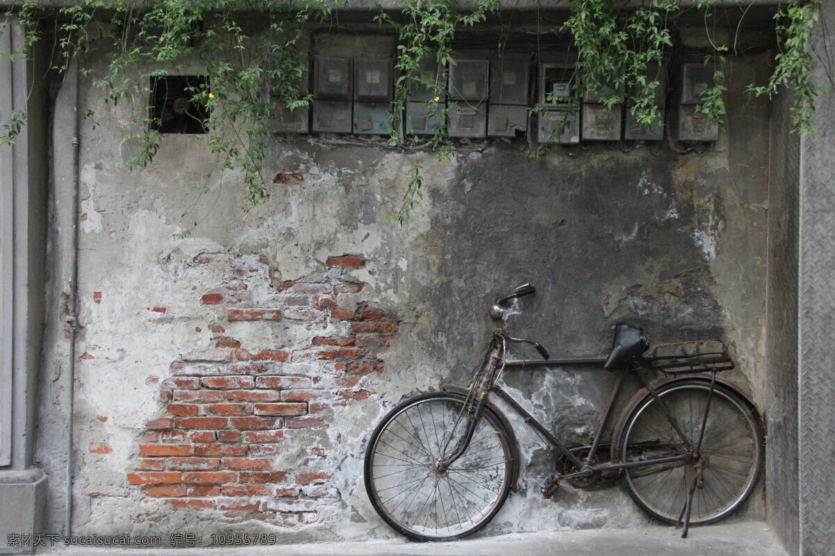 岁月的痕迹 自行车 旧墙壁 人文景观 旅游摄影 岁月痕迹