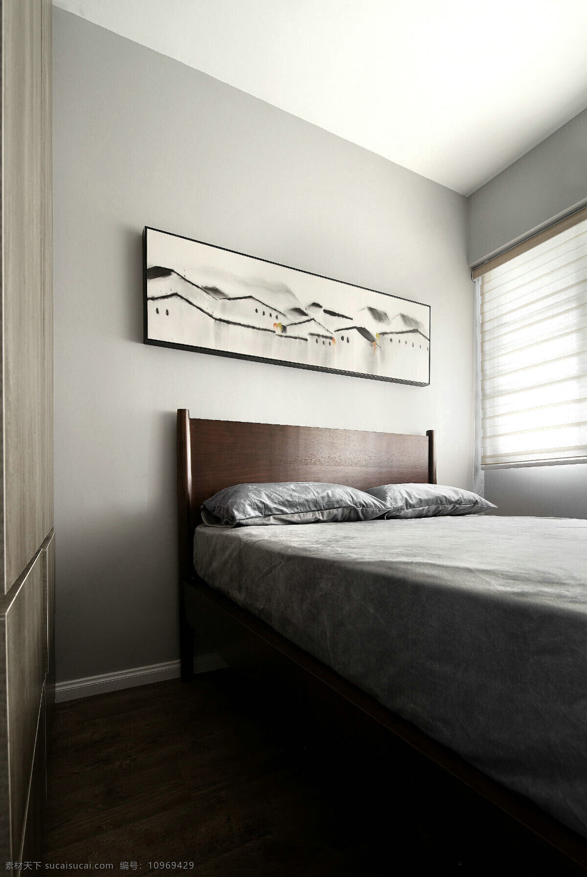 简约 卧室 壁画 装修 效果图 窗户 床铺 灰色床头背景 灰色窗帘