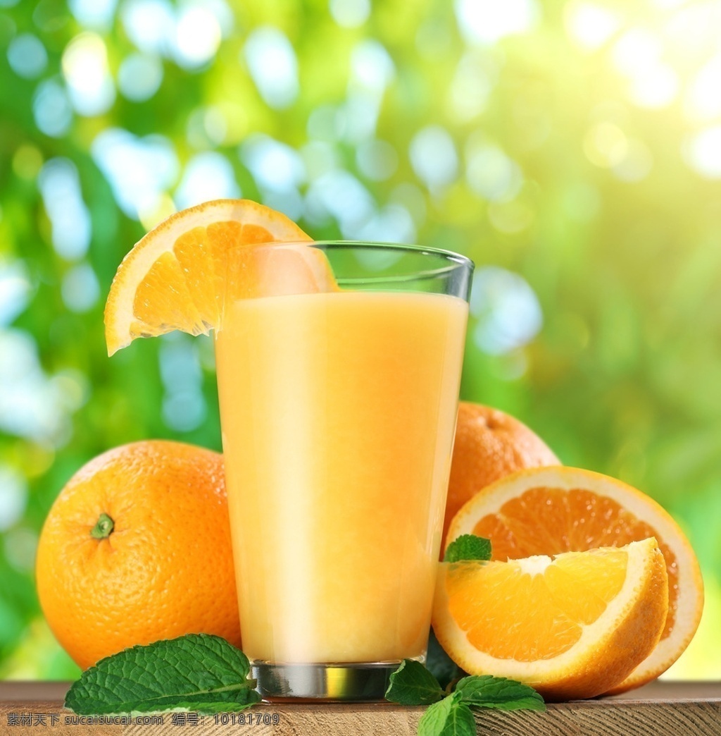 绿色饮品 橙汁 饮料 果汁 营养 新鲜 柳橙汁 饮品 健康 健康饮品 橙子 鲜榨橙汁 新鲜橙汁 新鲜出炉 维生素c 餐饮美食 饮料酒水