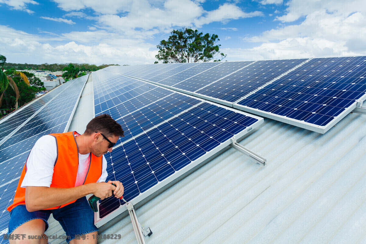 太阳能 安装工 太阳能电站 安装工人 节能环保 绿色环保 生态环保 其他类别 现代科技