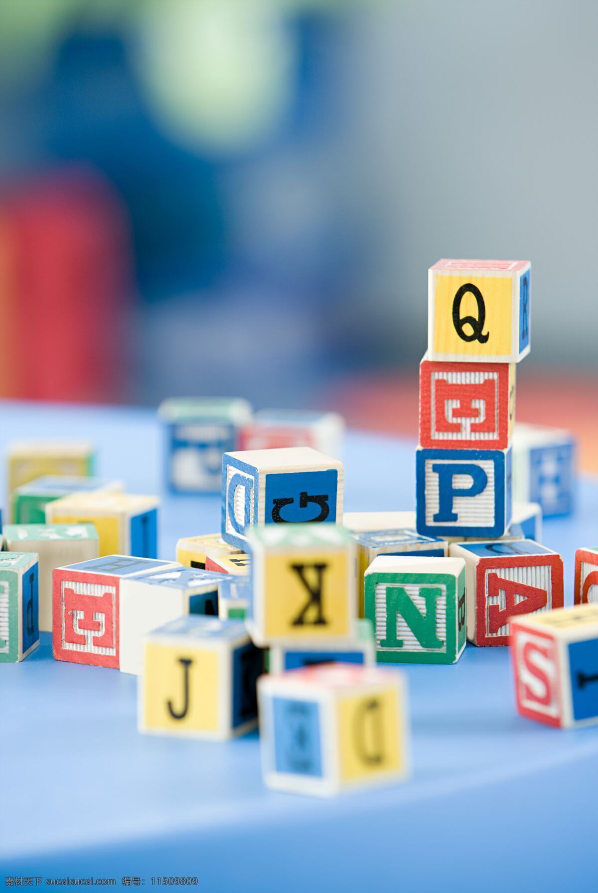 字母 拼图 方块 立体 拼贴 色块 生活百科 生活素材 字母拼图 拼图块 玩具 五彩色块 矢量图 艺术字