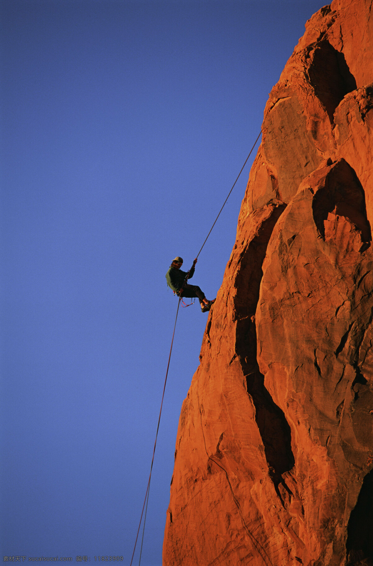 极限运动 挑战极限 攀岩 山峰 攀登 日常生活 人物图库