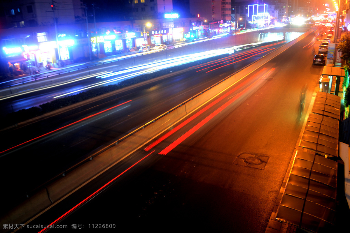 路面 路灯 夜景 夜晚 灯光 光效 道路 马路 车流 人流 车 汽车 道路夜景 路面夜景 城市夜景 城市 城市灯光 道路灯光 霓虹灯 夜晚光效 自然景观 建筑景观