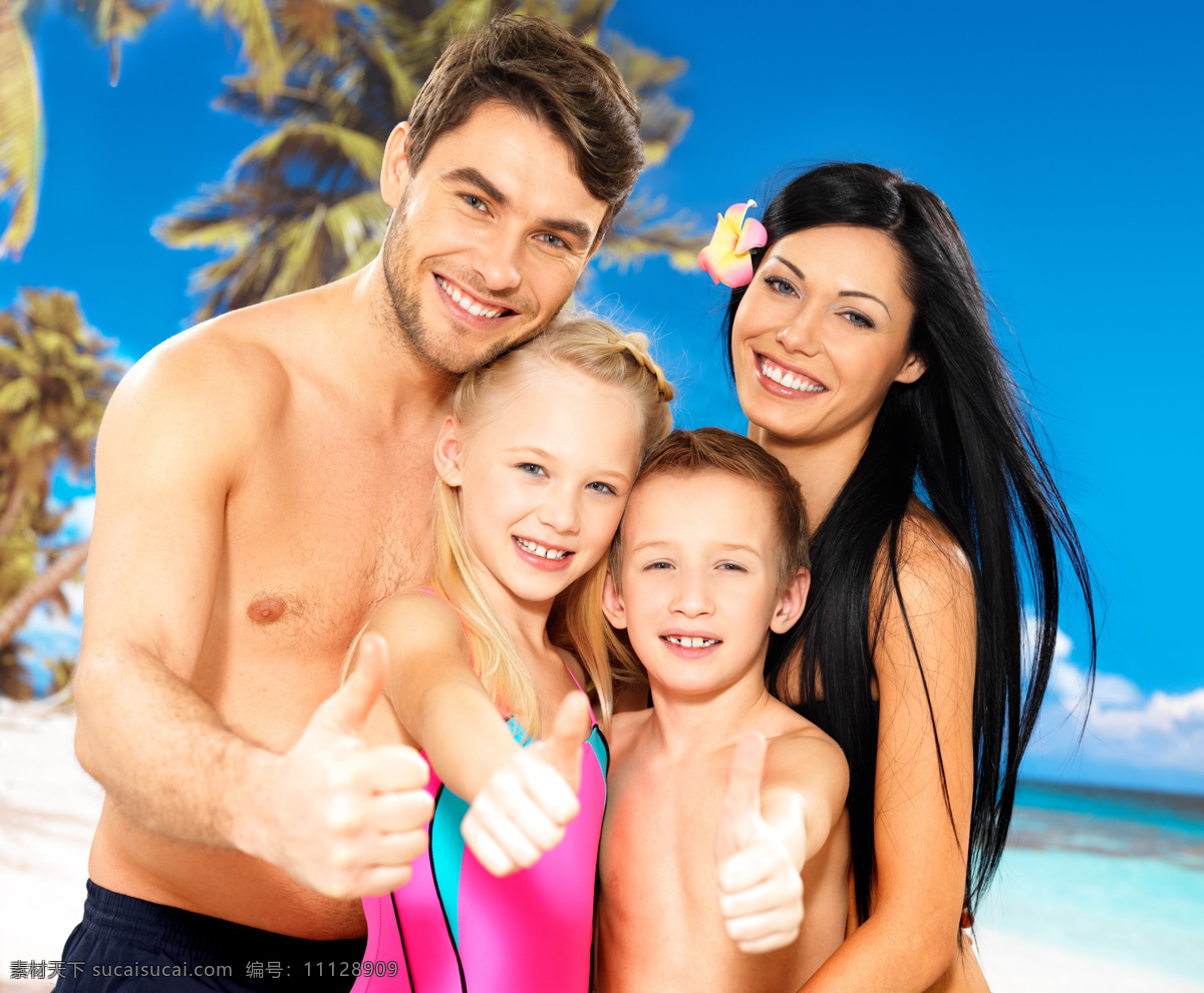 家庭 度假 外国人 海滩 沙滩 爸爸 妈妈 美女 帅哥 旅游 家庭图片 人物图片