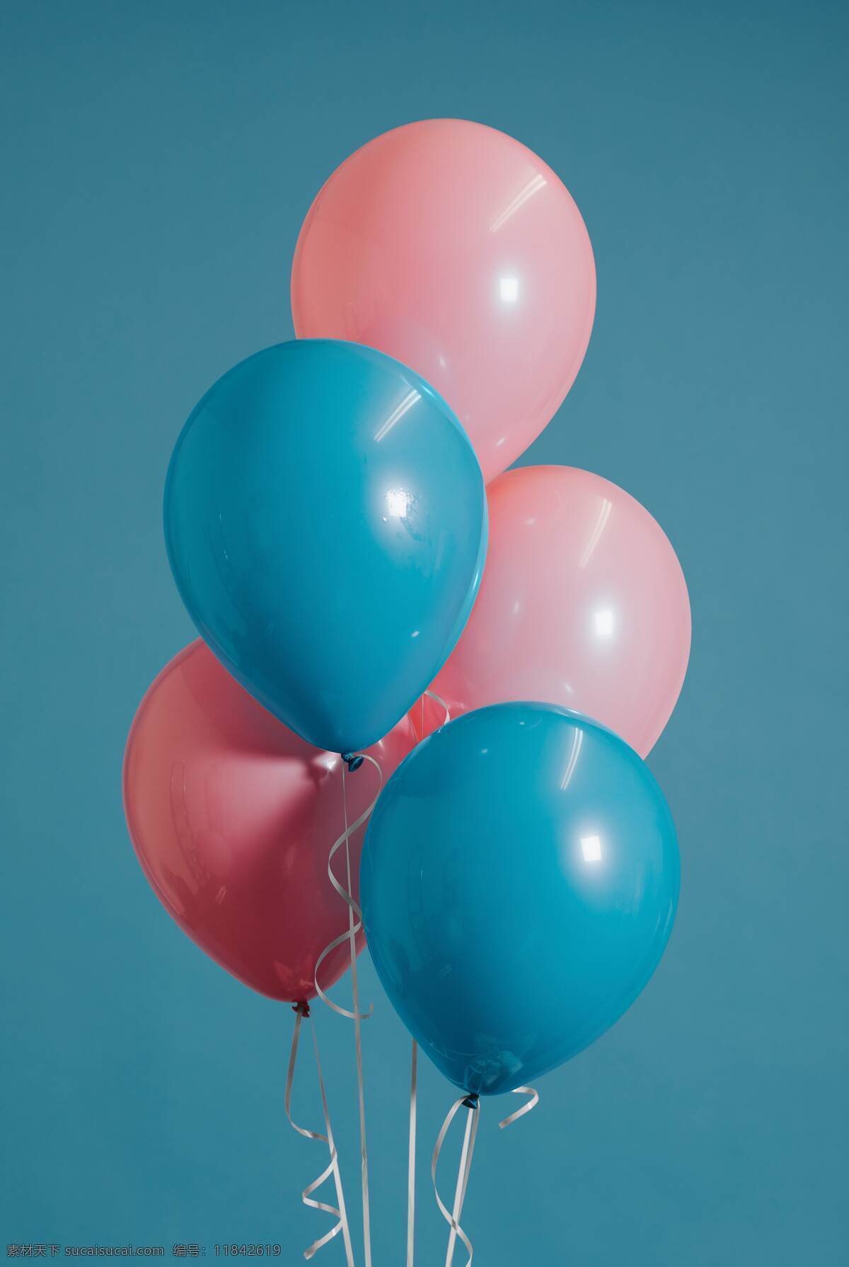 粉蓝气球 蓝色 背景 粉红色 气球 文艺 清新 生活百科 生活素材