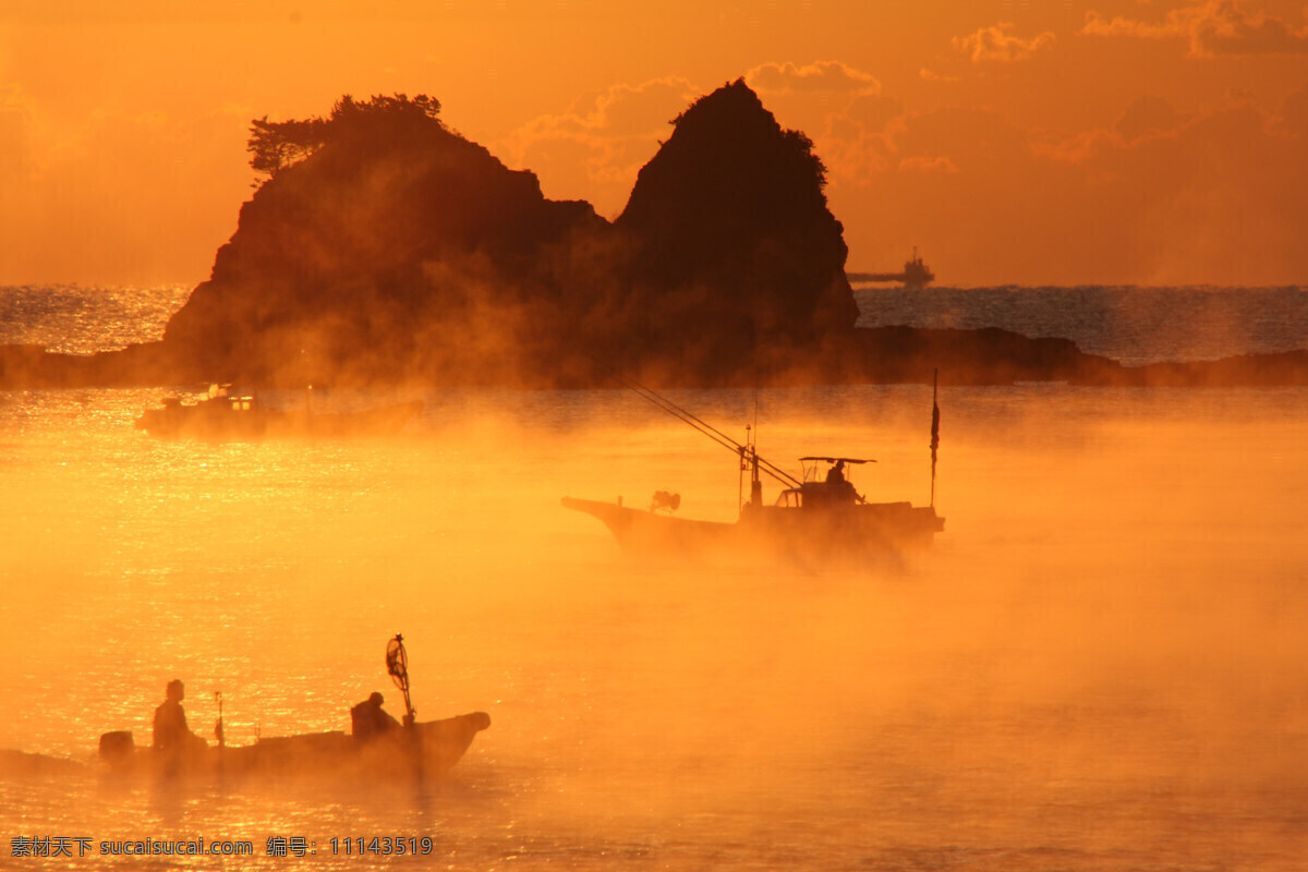 海边 岛 岛屿 海水 礁石 旅游摄影 雾气 滩 小船 自然风景 浅滩 石 水气 影图库 海洋景观 psd源文件