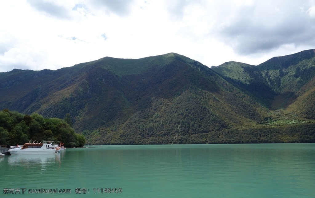 西藏旅游摄影 西藏湖泊 高原湖泊 纯净湖水 圣洁西藏 自然风光 圣水 湖泊 西藏山水 山脉湖泊 自然风景 风景名胜 风景壁纸 西藏旅游 国内旅游 旅游摄影 西藏风景 天空 蓝天 白云 自然风景摄影