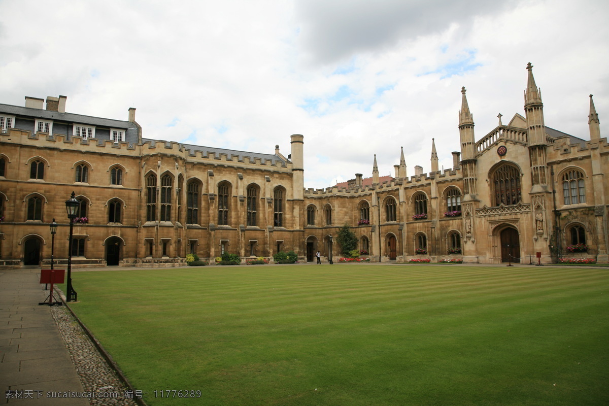 草坪 建筑摄影 建筑园林 欧式建筑 剑桥大学 欧式 建筑 家居装饰素材