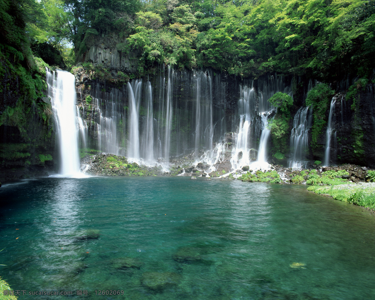 瀑布 自然景观 自然生态 流水 山水风光 水流 青苔 森林瀑布 树林瀑布 自然风景