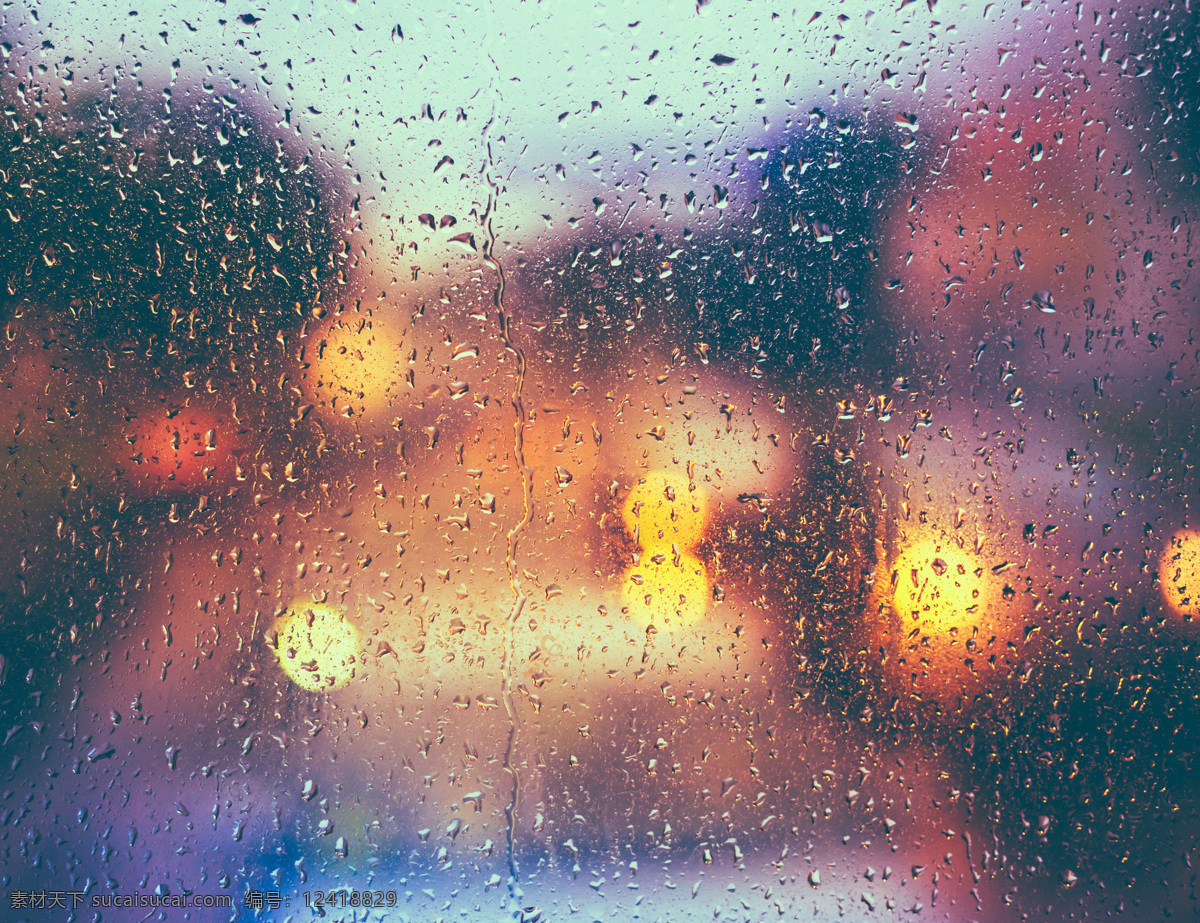 城市背景 窗外 户外 车窗 下雨 雨天 阴天 模糊背景 城市建筑 水面底纹 水面波纹 雨中城市 雨中道路 背景 唯美 雨 中城 市 景色 高清 灰色