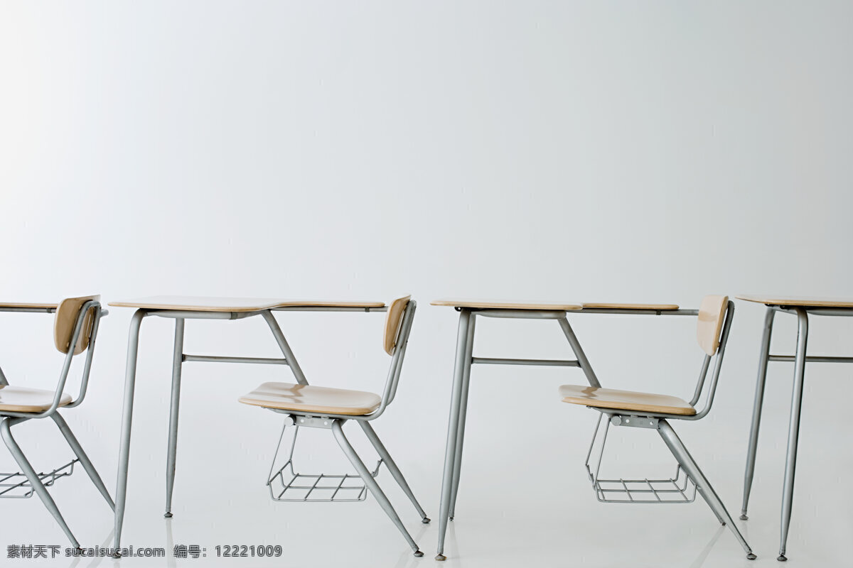 整齐 桌椅 学习 工具 桌子 课桌 书桌 板凳 木板 铁棍 铝合金 排列整齐 干净整洁 学习工具 学校 高清图片 办公学习 生活百科
