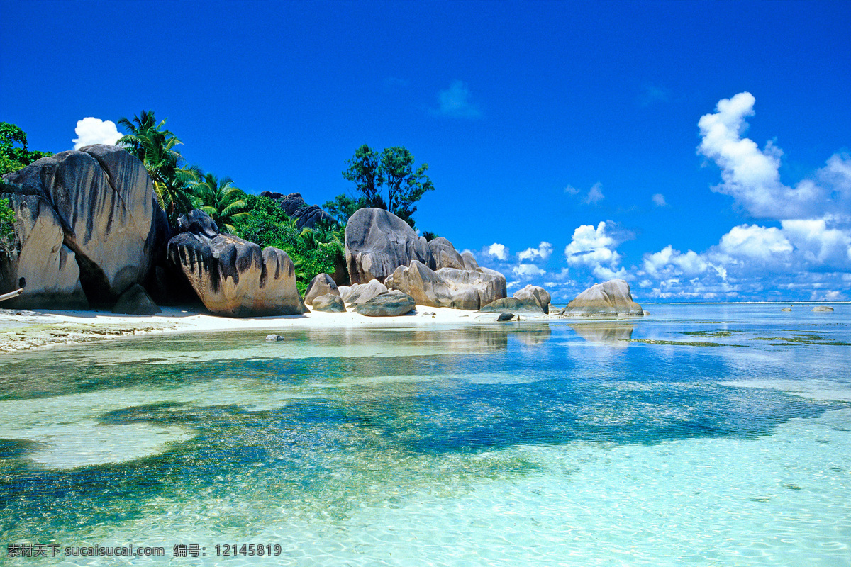 海滩 清澈 蓝天 白云 沙滩 海洋 海景 海岛 椰子树 热带 夏天 海边 海水浴场 旅游 美景 自然景观 自然风景