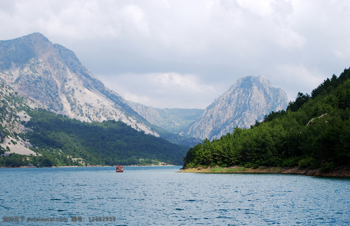 山 水 树木 树林 天 白云 湖泊 湖水 山水风景 风景素材 自然风景 自然景观 白色