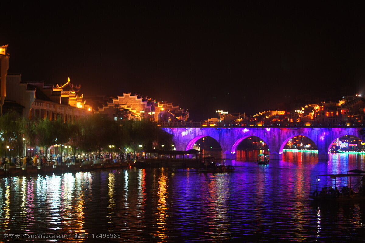 紫 蓝色 灯光 镇远 河 大桥 人文 桥梁 夜景 风光 旅游摄影 国内旅游