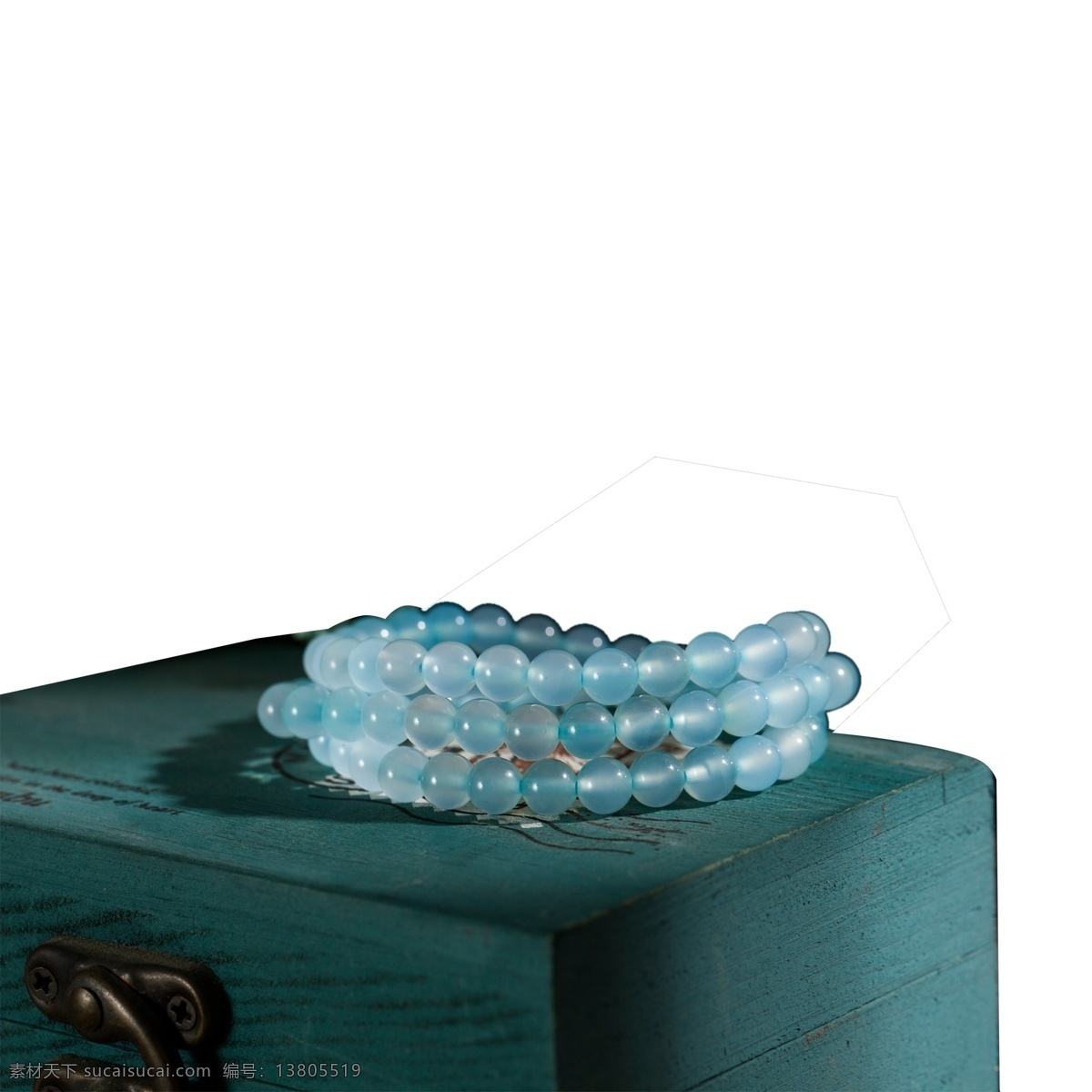 蓝色 盒子 珍珠 手链 元素 晶莹剔透 包装 金属 真实 立体 圆润 贵重 首饰 珠子