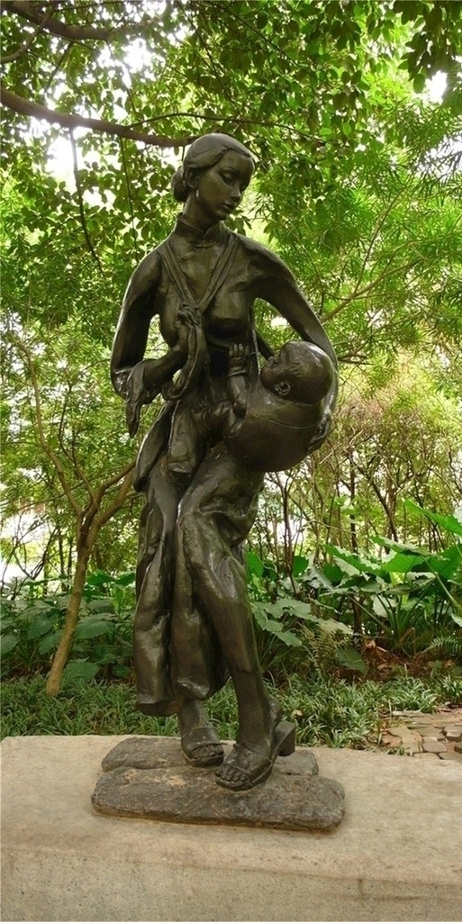 母与子雕塑 母爱 塑像 亲子 母与子 母子情 母子雕塑 公园雕塑 雕塑艺术 广场雕塑 母子情深 母亲雕塑 亲情雕塑 计生文化园 艰苦岁月 英雄母亲 环境设计 景观设计