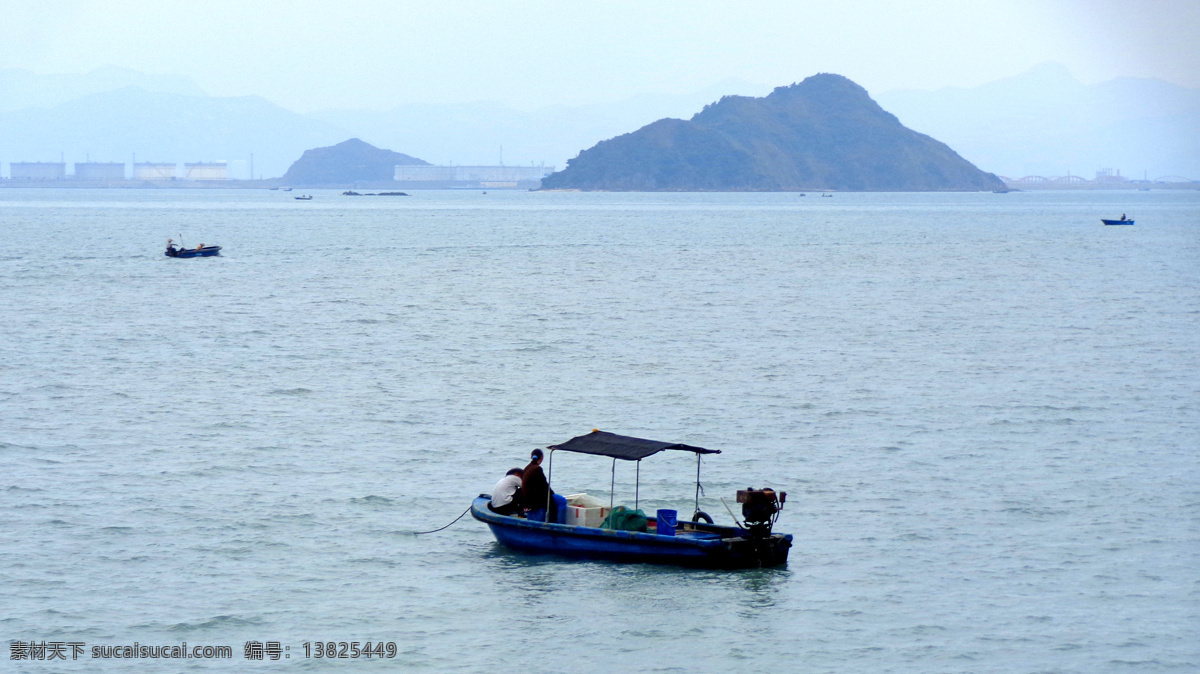 海景免费下载 捕鱼 海岛 海面 景 人物摄影 人物图库 天空 渔船 小船 小艇 渔夫 小岛 风光与人物 风景 生活 旅游餐饮