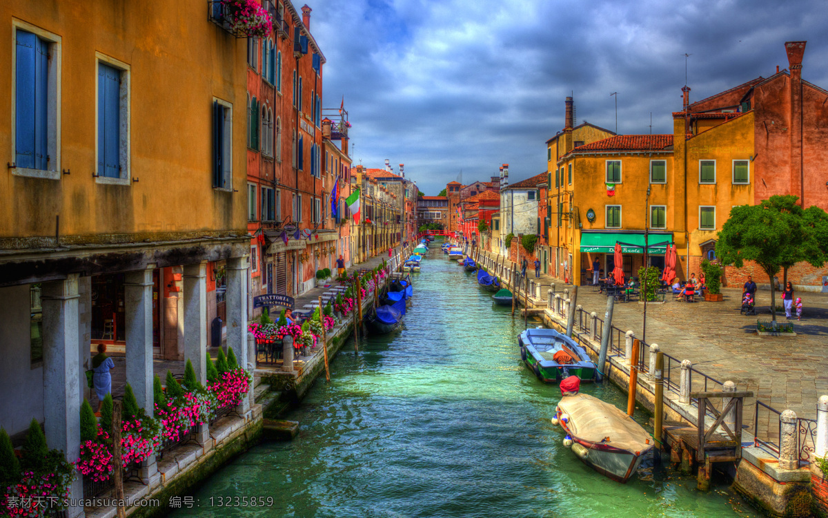 意大利 威尼斯 房子 河流 船 河岸 建筑 建筑群 建筑风景 城市建筑 威尼斯风采 威尼斯房子 房屋 国外风景 旅游风景 国外旅游 自然风景 自然风采 旅游景点 自然建筑风景 旅游摄影