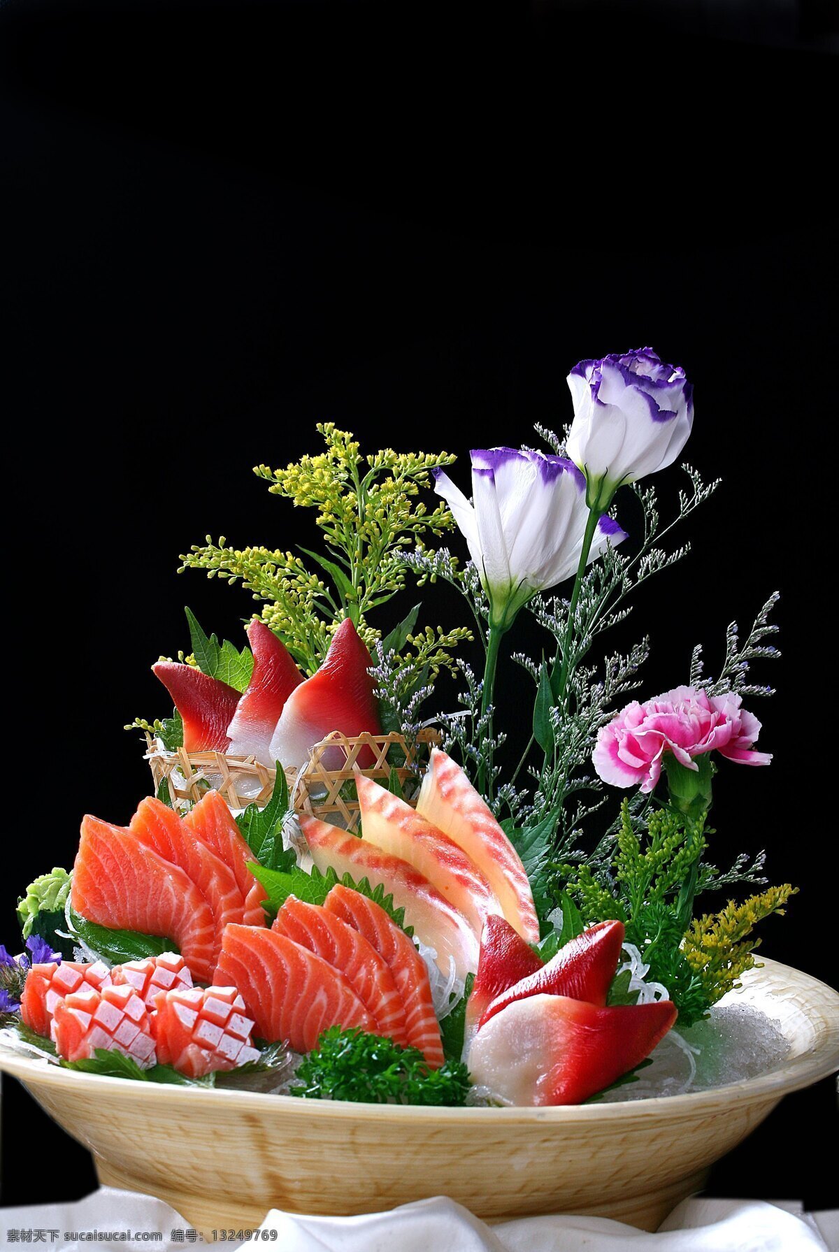 什锦 盛 合 海鲜 刺身 三文鱼 金枪鱼 北极贝 日本菜 日式 美食 传统美食 餐饮美食