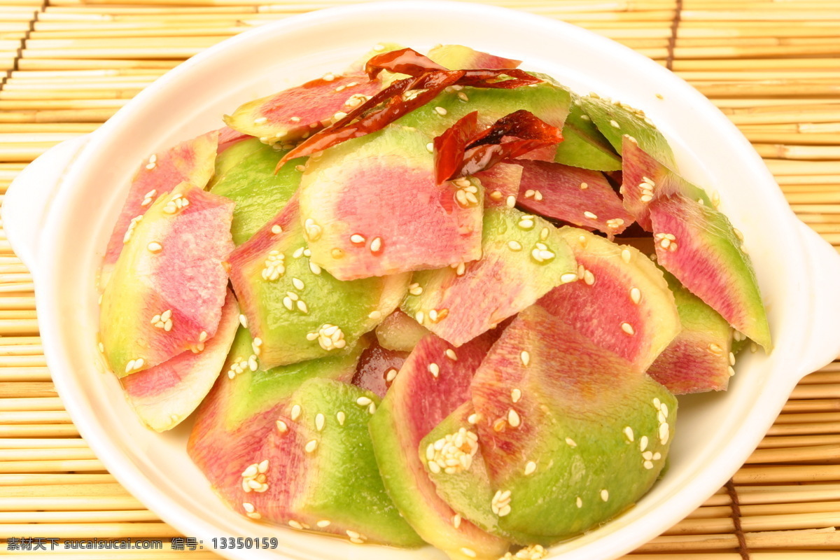 凉拌萝卜皮 凉拌萝卜 脆萝卜 红心萝卜 凉菜 陇菜 美食照片 传统美食 餐饮美食
