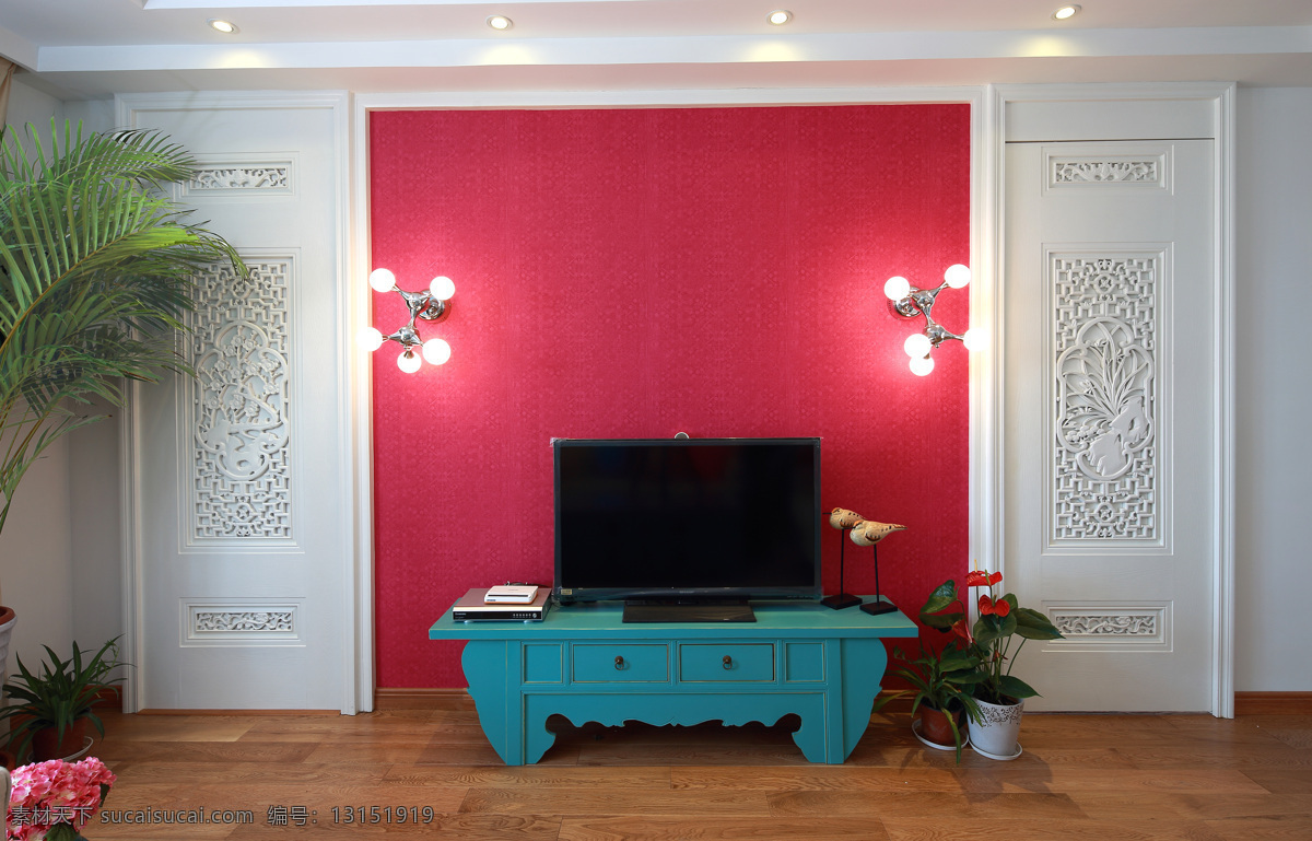 地中海 客厅 蓝色 电视柜 装修 效果图 红色 电视 背景 墙 壁灯 白色射灯 木地板 方形吊顶