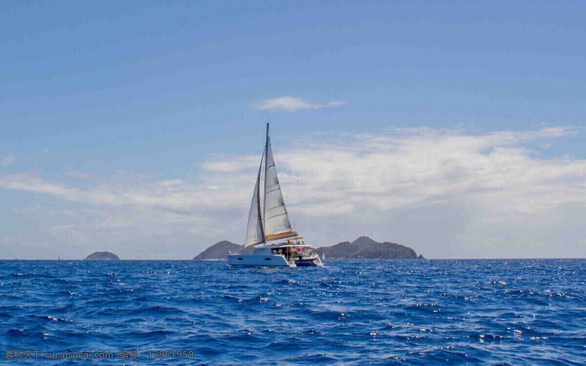 海面 上 扬帆 远航 轮船 唯美 风景 大海 帆船 蓝天 杨帆 旅游摄影 国内旅游