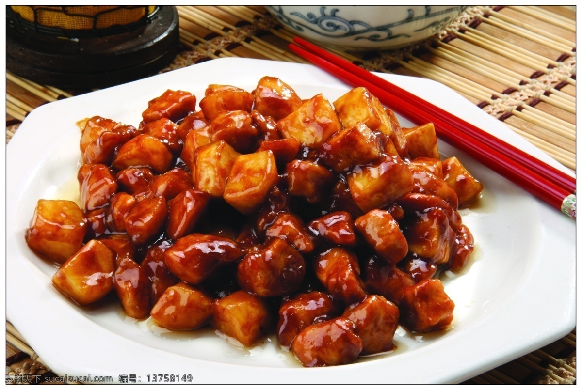 酱爆鸡丁 酱爆 鸡丁 酱爆鸡 爆鸡丁 川菜 湘菜 家常菜 开胃凉菜 凉菜 美食 炒菜 传统美食 特色菜 菜 餐饮美食