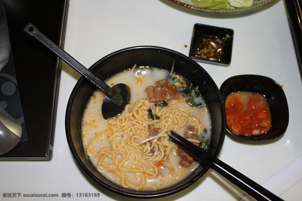 日式拉面 日式 拉面 筷子 小勺 餐饮美食