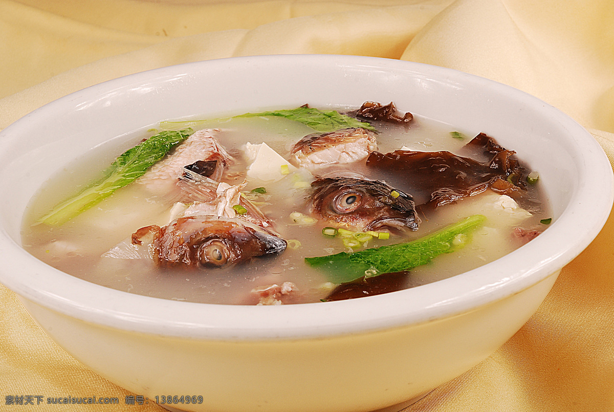 鱼头 豆腐 汤 炒菜 家常菜 特色菜 热菜 美食 美味 八大菜系 汤羹 菜谱 菜名 小炒 炒饭 烧菜 凉菜 菜肴 佳肴 小吃 锅仔 烧烤 油炸 红烧 爆炒 清蒸 油焖 海鲜 主食 副食 米饭 面条 蛋汤 紫菜蛋汤 银耳汤 蛋花汤 养生汤 羊汤 鲜汤 鱼汤 鸡汤 餐饮美食 传统美食