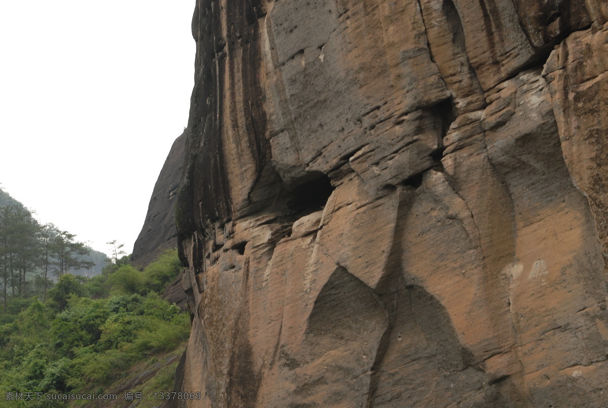 武夷山 福建武夷山 武夷山风景区 武夷山风光 自然遗产 文化遗产 国家 5a 级 旅游景区 山峰 树木 岩石 悬崖峭壁 石山 悬棺 石洞 自然风景 旅游摄影