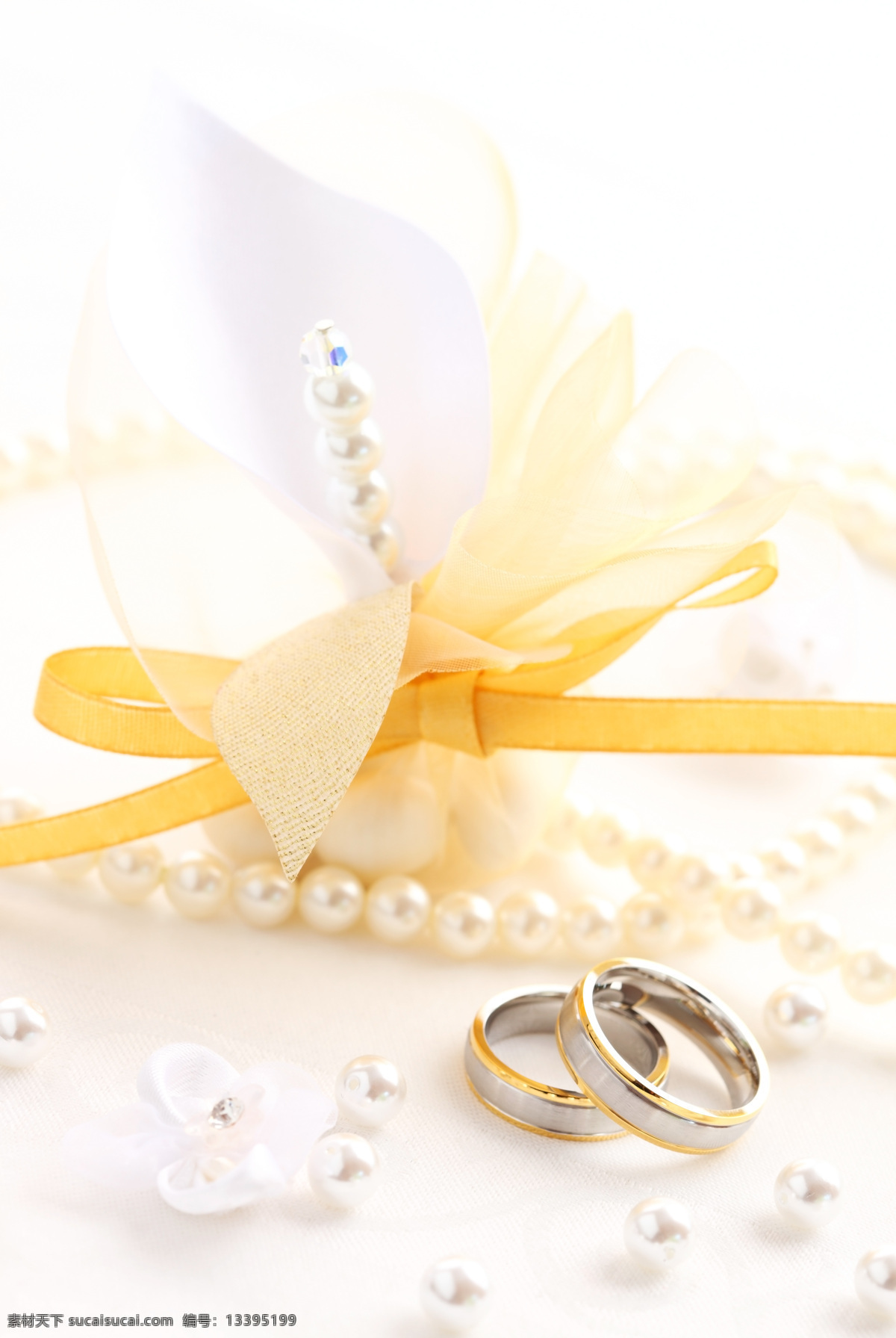 对戒 婚礼 婚姻 结婚 结婚戒指 结婚钻戒 戒指 浪漫 结婚对戒 钻戒 幸福 新郎 新娘 生活素材 生活百科 psd源文件 婚纱 儿童 写真 相册 模板