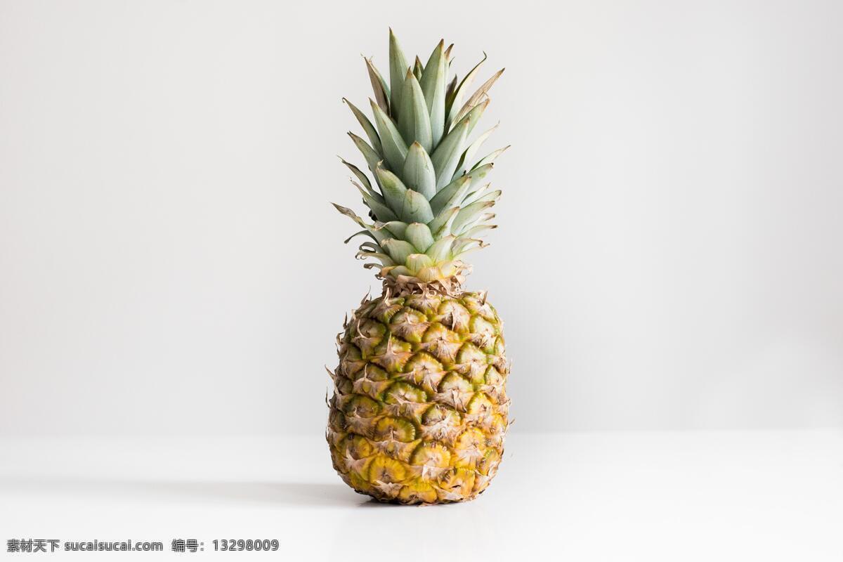 pineapple 黄梨 凤梨 木菠萝 水果 食物 食品 新鲜水果 绿色食品 健康食品 健康食物 果实 热带水果 鲜果 农副产品 菠萝背景 菠萝壁纸 菠萝贴图 生物世界