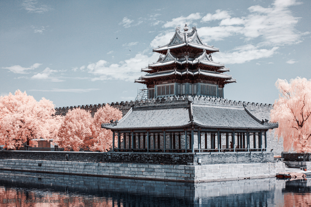 红外 故宫 西北 角楼 筒子河 ir 蓝天 白云 北京 故宫博物院 古建筑 建筑 无人 树 植物 水 河水 古建 文化 遗产 紫禁城 皇宫 风光 风景 城市 历史 建筑园林 建筑摄影