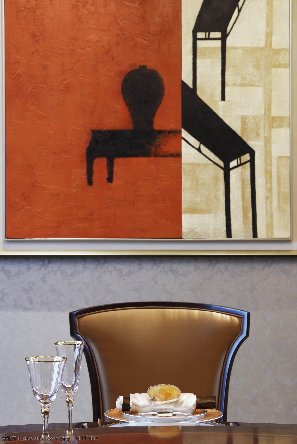 独自 一人 餐厅 室内设计 家装 效果图 真皮座椅 典雅墙面画 高脚杯 西餐 美味 彩色 实景设计 装潢设计