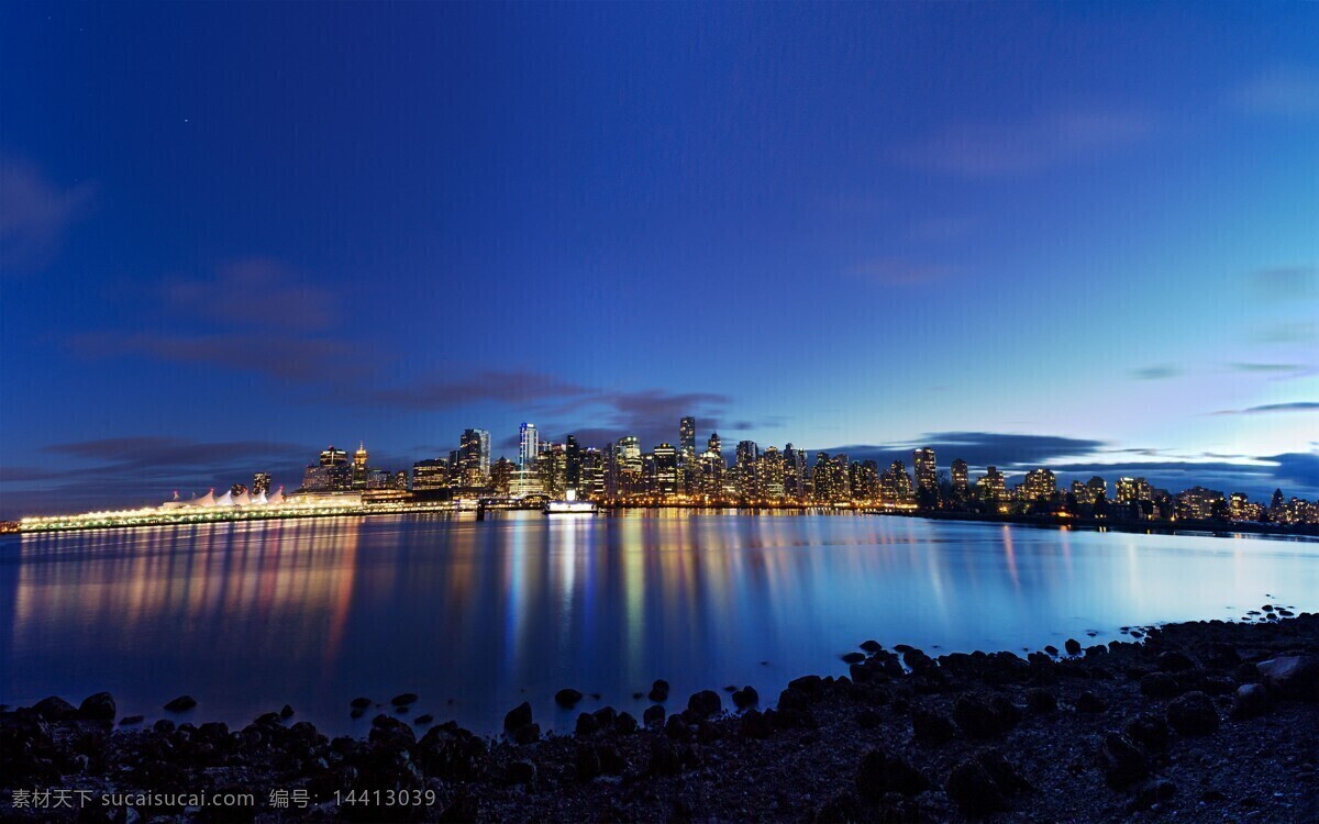 加拿大 温哥华 黄昏 海湾 高楼大厦 各种建筑 窗灯如星 初夜天空 水面 倒影 画面般景色 自然风光摄影 自然景观 自然风景